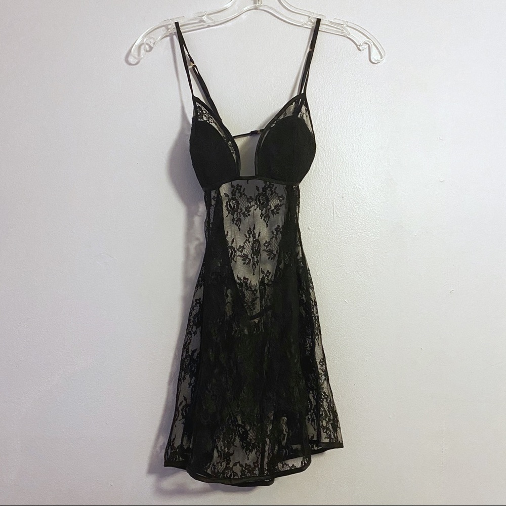 Victoria’s Secret Very Sexy Black Lace Strappy Top